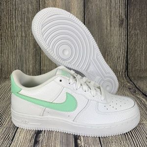 NIKE Air Force 1 Low GS White/Mint Foam Youth Sizing CT3839-105